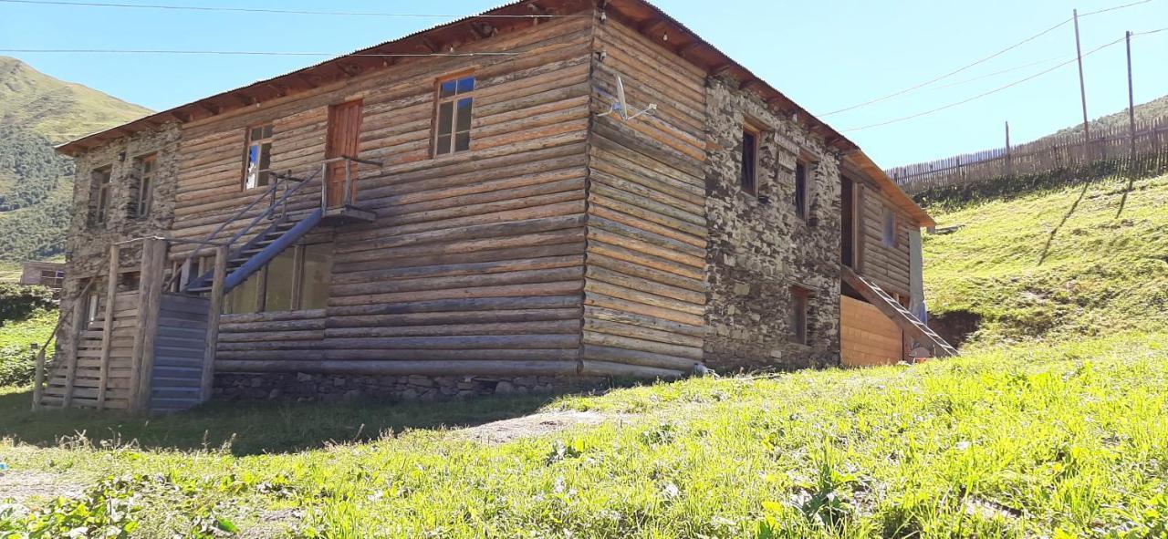 Guesthouse Svanuri Sakhli Ушгули Екстериор снимка