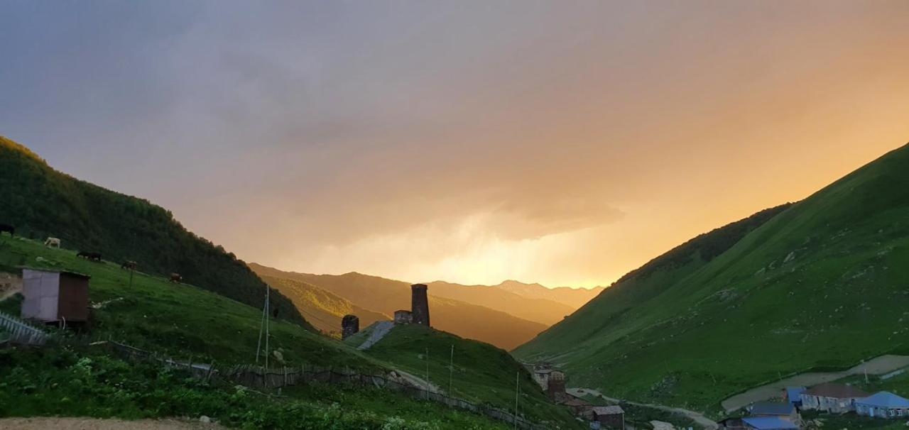 Guesthouse Svanuri Sakhli Ушгули Екстериор снимка