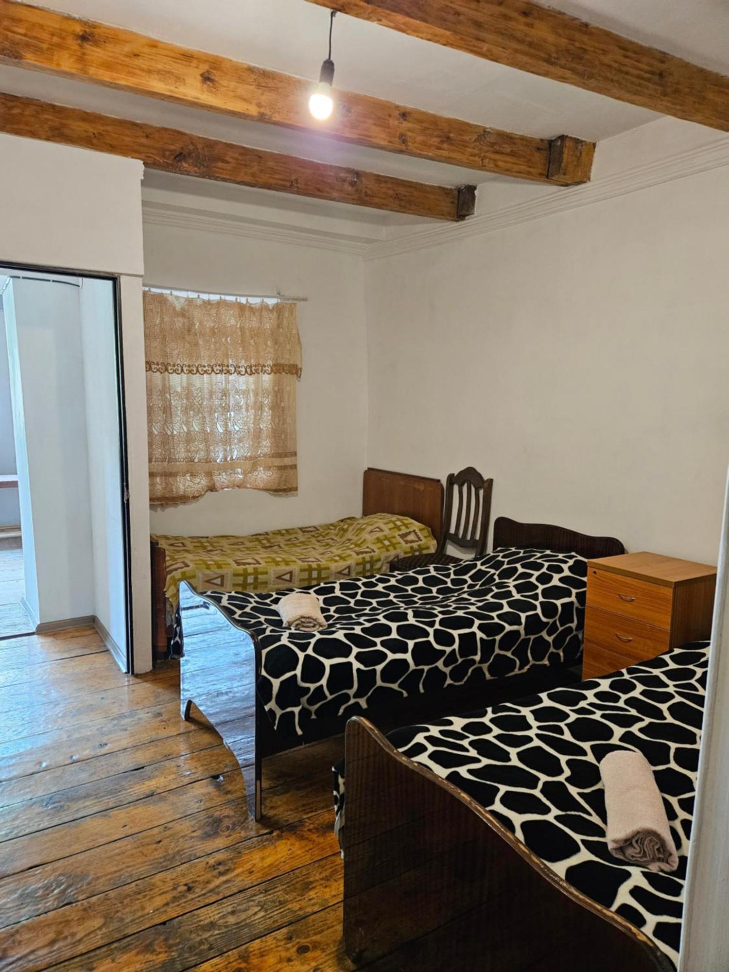 Guesthouse Svanuri Sakhli Ушгули Екстериор снимка